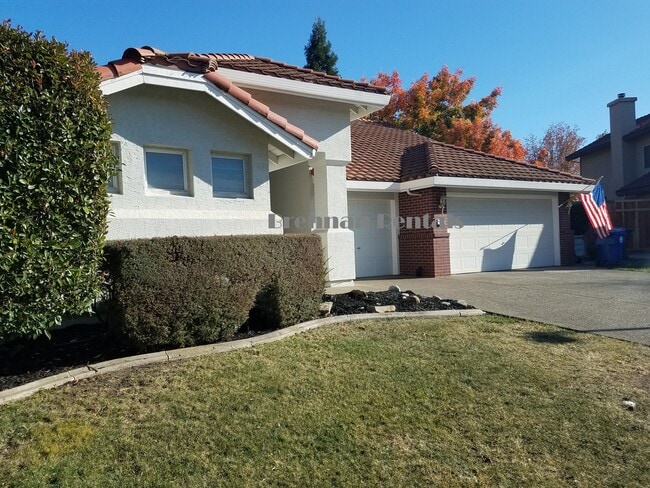 property at 105 Kilcairn Ct
