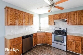 1700 Briarwood Ln in Excelsior Springs, MO - Building Photo - Building Photo