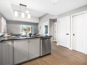 8699-8699 McHugh St in Windsor, ON - Building Photo - Building Photo
