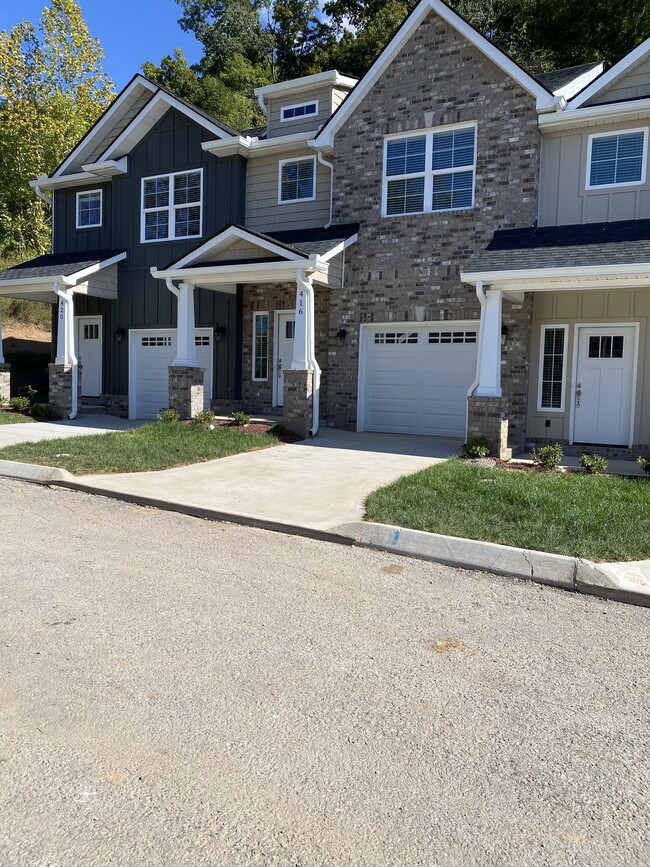 Beaver Ridge Townhomes in Knoxville, TN - Foto de edificio - Building Photo