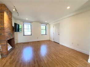 135 Olive St in New Haven, CT - Building Photo - Building Photo