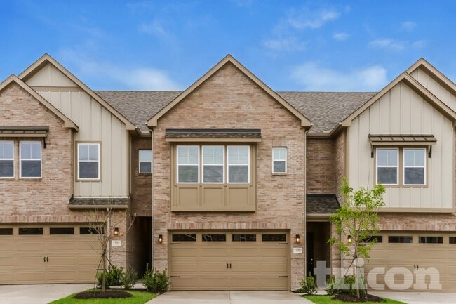 property at 3020 Songbird Ln