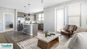 6850 Foxtail Palm Wy in Bradenton, FL - Building Photo