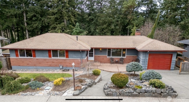 property at 1626 Huson Dr