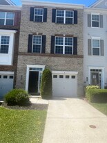 1006 Windlass Glen Rd in Baltimore, MD - Building Photo