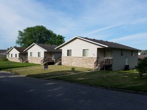 514-522 Dundee Ave in Waterloo, IA - Building Photo - Other