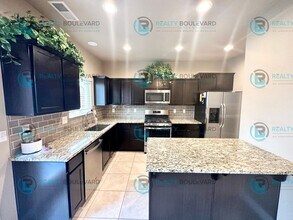 18713 Knott Crk Ct in Reno, NV - Building Photo - Building Photo