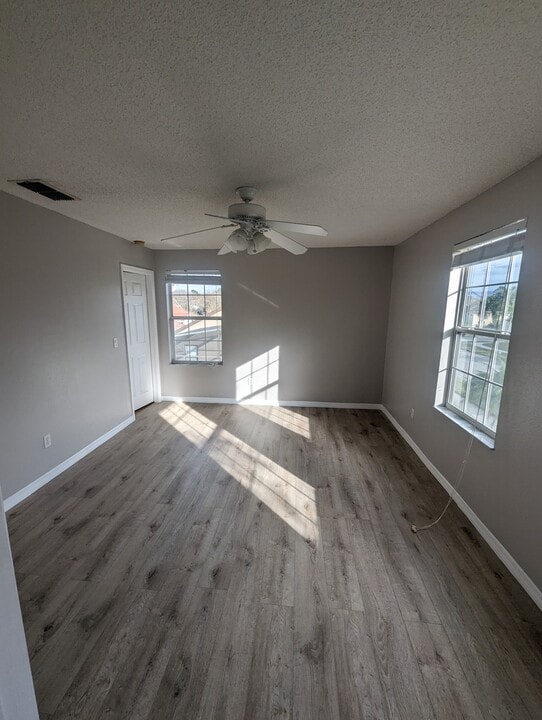 14503 Kristenright LN, Unit Bedroom #2 in Orlando, FL - Building Photo