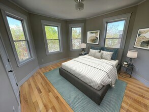 240 Allston St in Cambridge, MA - Foto de edificio - Building Photo