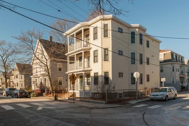 17 Meacham Rd, Unit 2