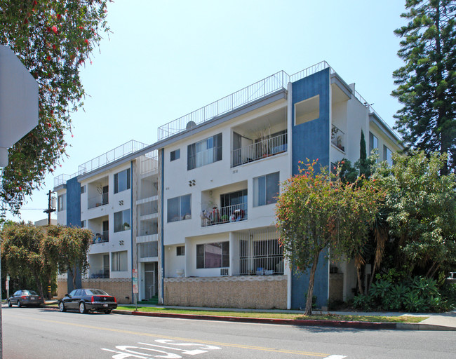 Park Plaza Apartments in Beverly Hills, CA - Building Photo - Building Photo