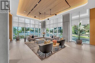 65 Annie Craig Dr in Toronto, ON - Building Photo - Building Photo