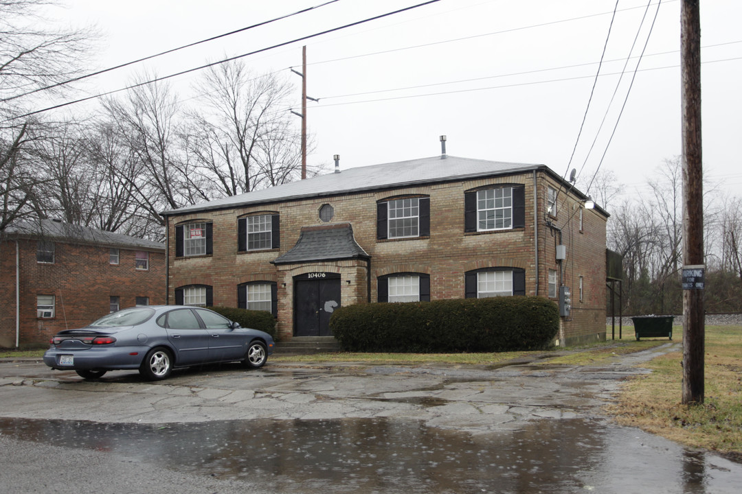 10406 Greentree Ln in Louisville, KY - Building Photo