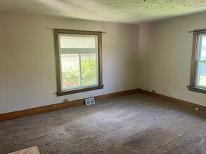 300 Barckhoff St in Pittsburgh, PA - Building Photo - Building Photo