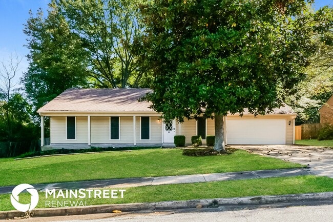 property at 3505 Dorchester Dr