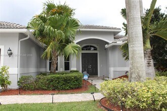 870 Reflection Ln in Weston, FL - Building Photo - Building Photo