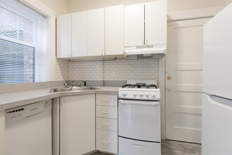 10 Humboldt St, Unit 2 in Cambridge, MA - Foto de edificio - Building Photo