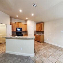1426 Thibodaux Dr in Greenville, TX - Building Photo - Building Photo