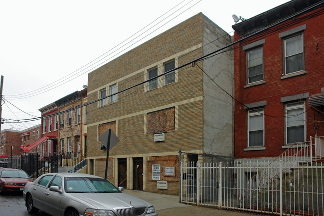 1972 Bathgate Ave in Bronx, NY - Building Photo - Building Photo