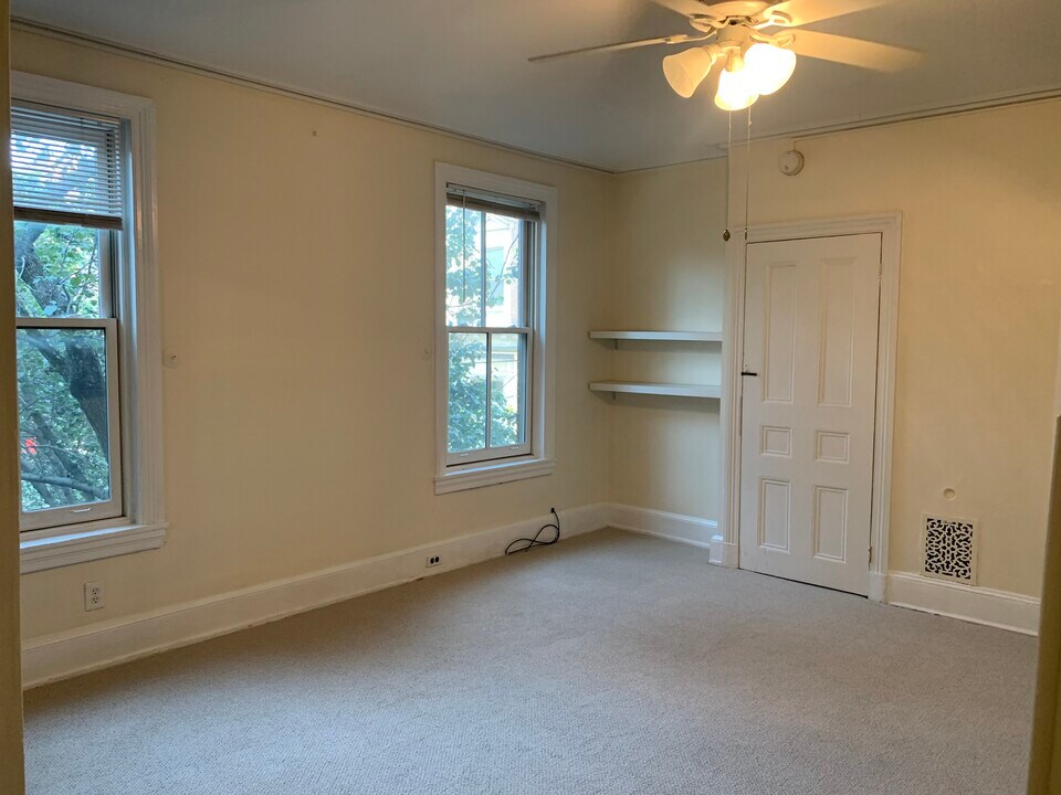556 N 17th St, Unit 2 in Philadelphia, PA - Foto de edificio