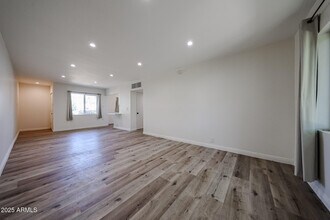 4635 N 11th Pl in Phoenix, AZ - Building Photo - Building Photo
