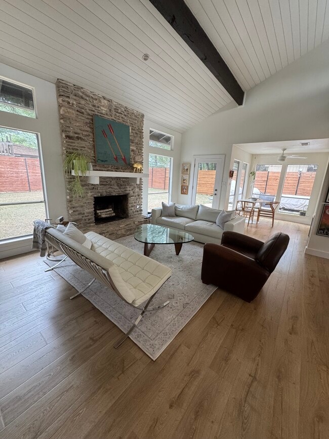 property at 3808 Oak Creek Dr