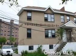 328 Beach 15th St in Queens, NY - Building Photo