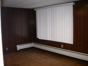 70 Utica St, Unit 68B in Clinton, NY - Building Photo - Building Photo