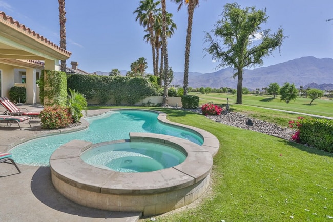 57575 Seminole Dr in La Quinta, CA - Foto de edificio - Building Photo