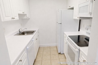 126 Edgemere Rd in Boston, MA - Building Photo - Building Photo