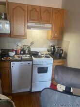 1110 Commonwealth Ave in Boston, MA - Building Photo - Building Photo