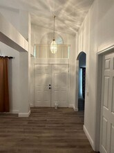 1111 Prosperity Ave in Kissimmee, FL - Foto de edificio - Building Photo