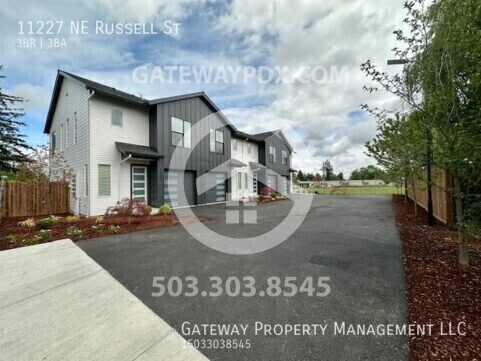 11227 NE Russell St in Portland, OR - Building Photo - Building Photo