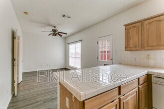 200 Summer Moon Ct in Irving, TX - Building Photo - Building Photo