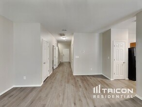 964 Willow Creek Dr in Gastonia, NC - Foto de edificio - Building Photo