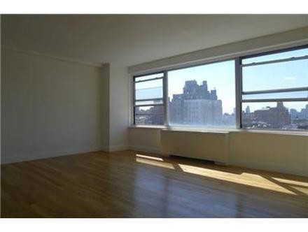 33 Greenwich Ave in New York, NY - Building Photo - Building Photo