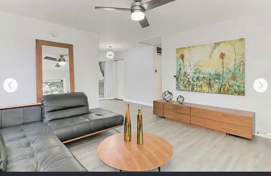 7237 Vellex Ln in Annandale, VA - Foto de edificio