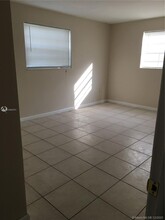 1370 NE 119th St-Unit -137007 in Miami, FL - Building Photo - Building Photo