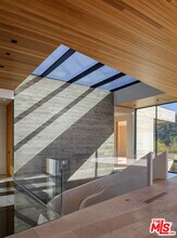 1520 Carla Ridge in Beverly Hills, CA - Building Photo - Building Photo