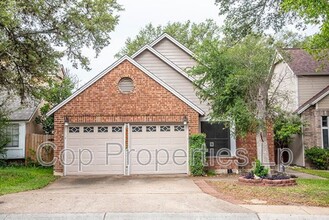 16807 Cedar Tree Way in San Antonio, TX - Foto de edificio - Building Photo