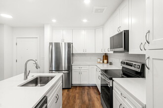 Mount Auburn Apartments in Auburn, ME - Foto de edificio - Building Photo