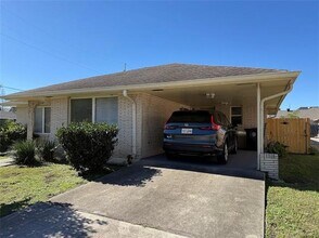 6134 Pontchartrain Blvd in New Orleans, LA - Building Photo - Building Photo