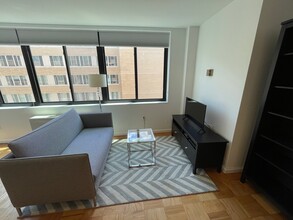 2030 F St NW, Unit 712 in Washington, DC - Building Photo - Building Photo