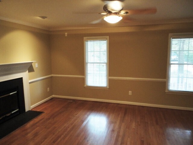 1416 E Stonemason Dr in Fuquay Varina, NC - Building Photo - Building Photo