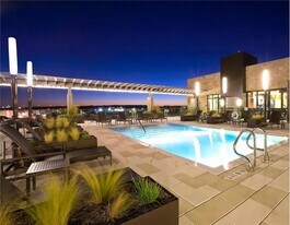 117 1/2 Sandra Muraida Way in Austin, TX - Building Photo