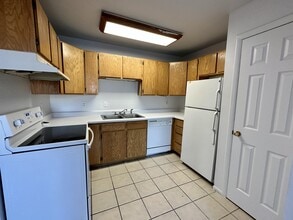 1557 W 200 S in Salt Lake City, UT - Building Photo - Building Photo