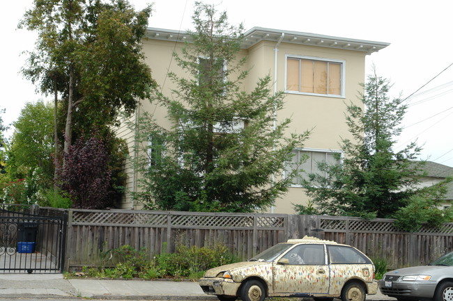 1912 Woolsey St in Berkeley, CA - Building Photo - Building Photo