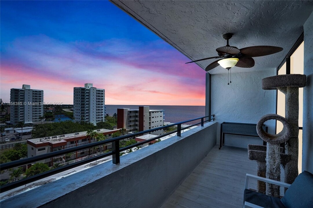 1500 N Ocean Blvd in Pompano Beach, FL - Foto de edificio