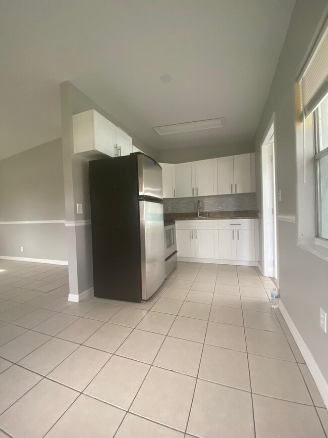 340 NE 11th Ave in Boynton Beach, FL - Building Photo - Building Photo