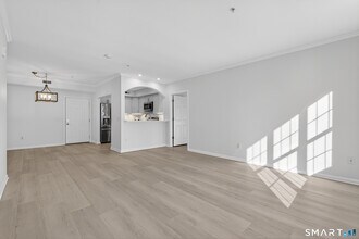 2590 Gold Star Hwy in Groton, CT - Building Photo - Building Photo